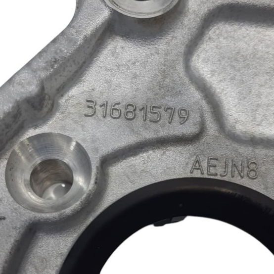 Montante Manga Do Eixo Traseiro Esquerdo Volvo S60 2020