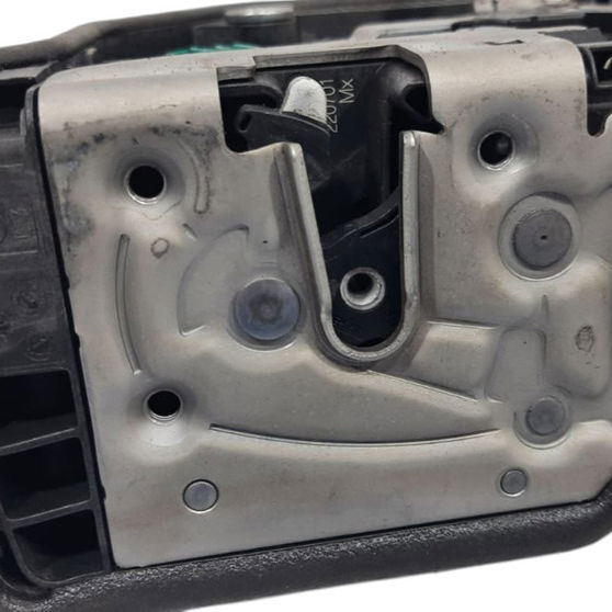Fechadura Porta Traseira Esquerda Bmw X3 M40i 2022