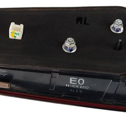 Lanterna Tampa Traseira L/e Honda Crv 2023(c/detalhe)