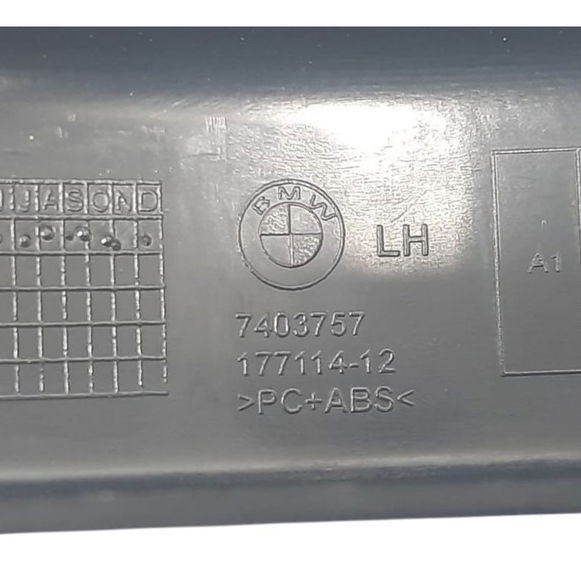 Acabamento Dobradiça Do Porta Mala Ld Esquerdo Bmw X3 2022