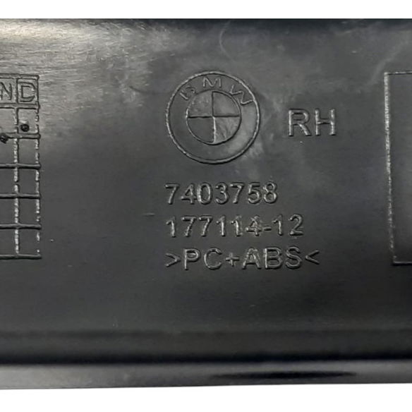 Acabamento Dobradiça Do Porta Mala Ld Direito Bmw X3 2022