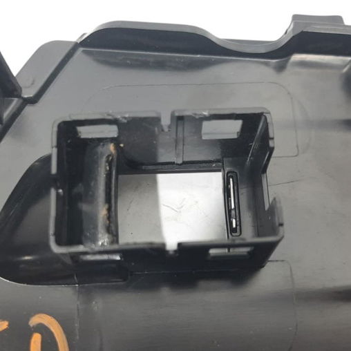 Moldura Botão Vidro Traseira Direita Bmw X3 M40i 2022