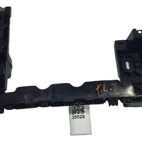 Suporte Parachoque Traseiro Direito Ram Rampage 2024