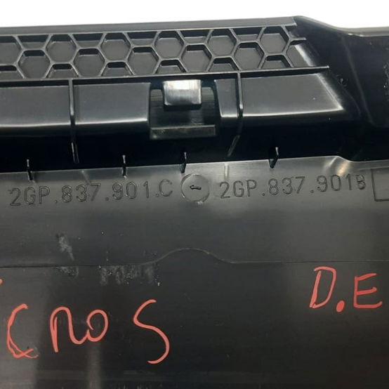 Moldura Externa Porta Dianteira Esquerda Vw T-cross 2020