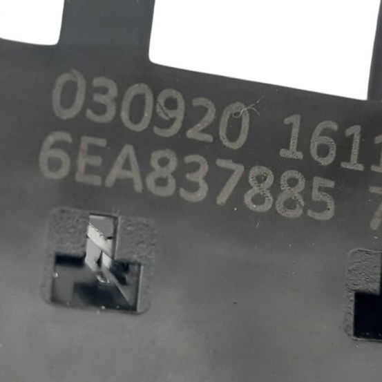 Suporte Maçaneta Porta Dianteira Esquerda Vw T-cross 2020 Preto