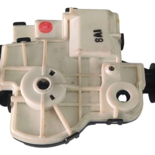 Trava Elétrica Portinhola Prius 2018