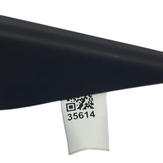 Acabamento Porta Traseira Esquerda Honda Crv 2.0 2023 Preto Traseira Esquerda