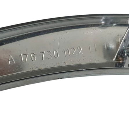 Friso Porta Dianteira Esquerda Mercedes A200 2016 Prateado