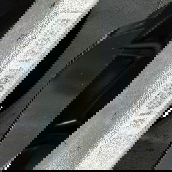 Montante Traseiro Direito Honda Crv 2.0 2023 Híbrida