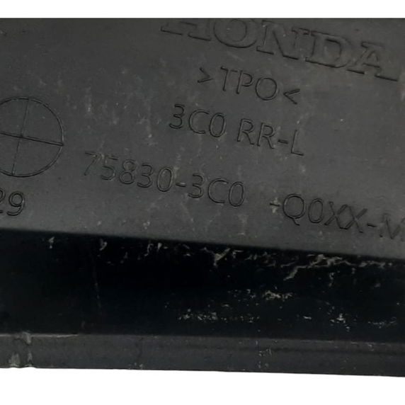 Acabamento Traseira Direita Honda Crv 2.0 Híbrida 2023