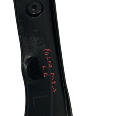 Moldura Esquerda Tampa Traseira Jeep Compass 2023 Preto