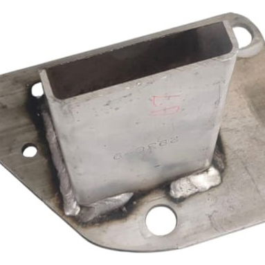 Suporte Direito Alma Parachoque Dianteiro Jeep Compass 2023