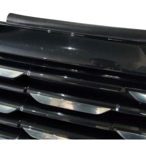 Grade Frontal Volkswagen T Cross 2021 (detalhe) Preto Brilhante