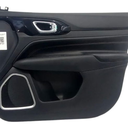 Forro Porta Dianteiro Direito Jeep Compass 2023 (detalhe)