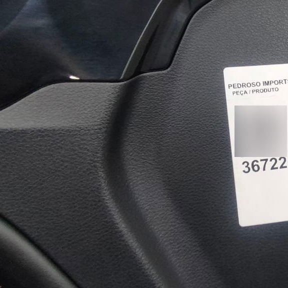 Forro Porta Dianteiro Esquerdo Jeep Compass 2023 (detalhe)