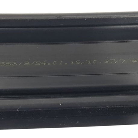 Borracha Caneleta Cromado Porta Tras. Dir. Mercedes C200 16 - Preto