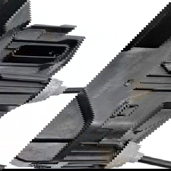 Fechadura Porta Dianteira Esq Land Rover Defender 2.0 2020