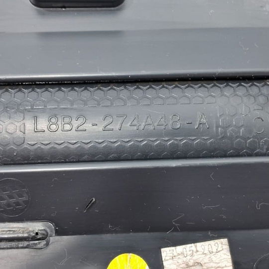 Moldura Acabamento Porta Tras Dir Land R. Defender 2.0 2020 Preto