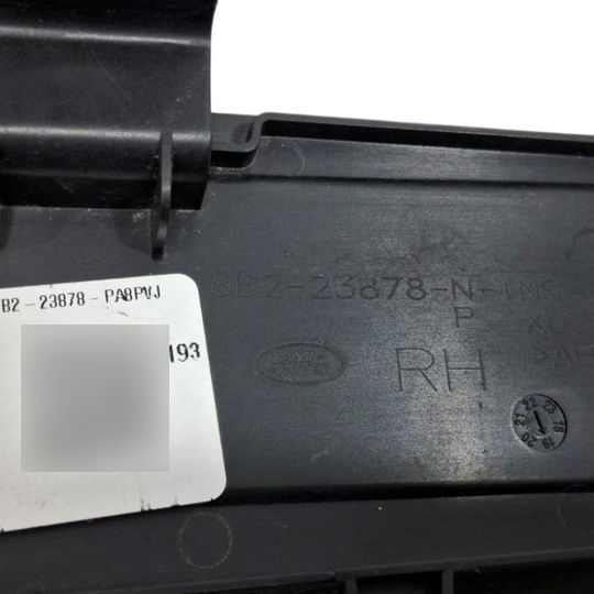 Moldura Porta Interruptor Lado Dir Land Rover Defender 2020