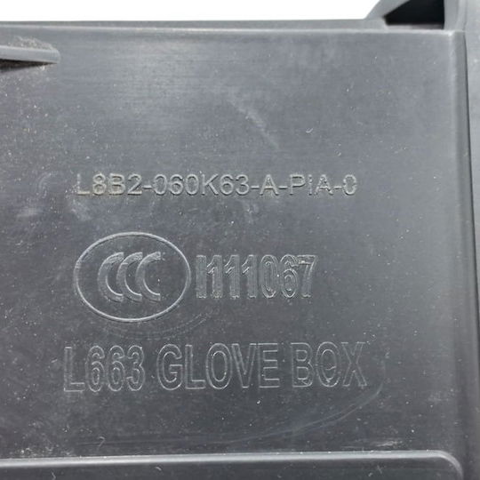 Porta-luvas Land Rover Defender 2.0 2020