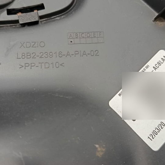 Acabamento Int Retrovisor Esq Land Rover Defender 2.0 2020 Cinza-escuro