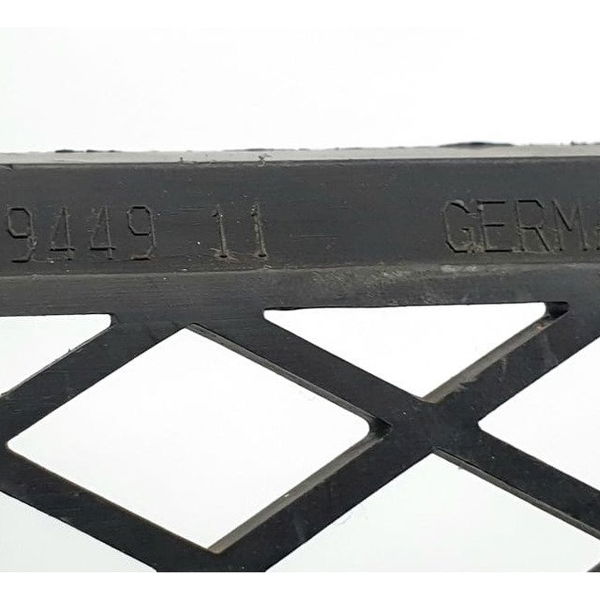 Grade Central Inferior Parachoque Bmw 335 E90