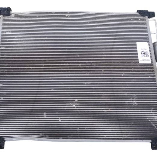 Condensador A/c Range Rover Defender 2.0 Gasolina 2020