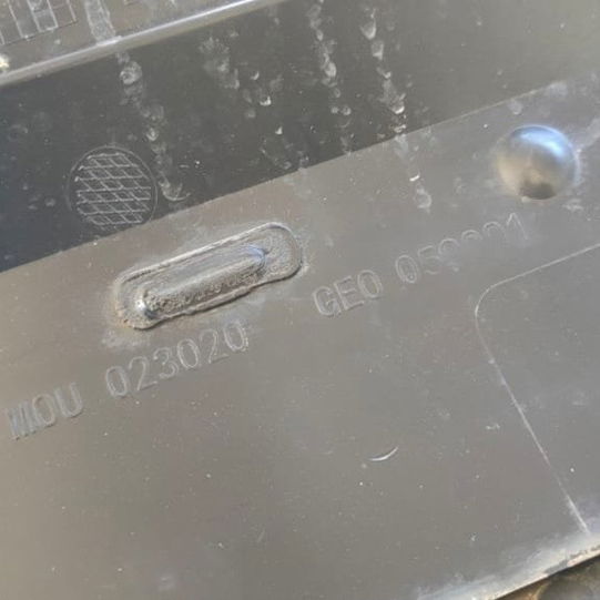 Aplique Porta Diant. Esq. Range Rover Defender 2020 (avaria) - Preto