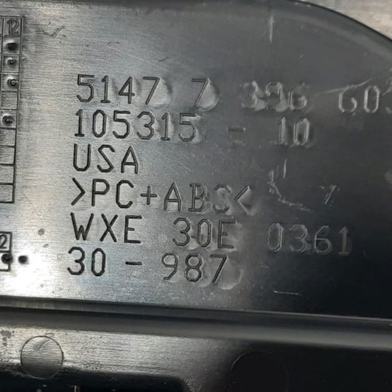 Acabamento Guia Bagagito Lado Esq Porta Malas Bmw X3 2022 Preto