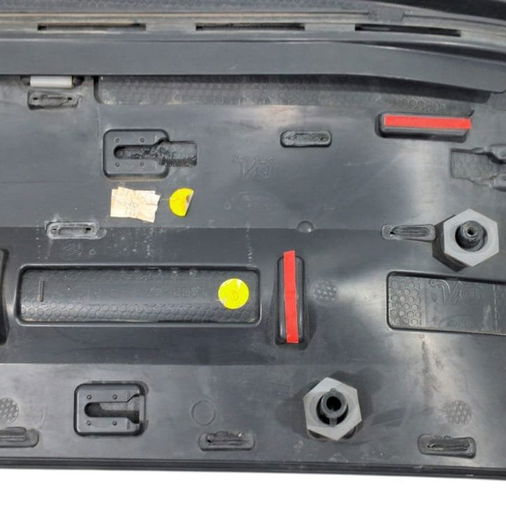 Moldura Porta Tras Esq Land Rover Defender 2.0 2020 Preto