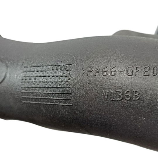 Mangueira Catalisador Intercooler Land R Defender 2.0 2020 Preto