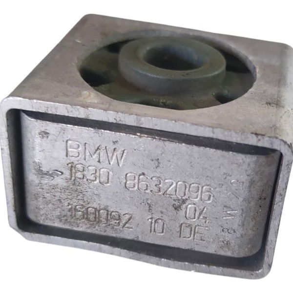 Coxim Escapamento Bmw 320i G20 2022 Cinza