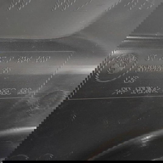 Acabamento Caixa Roda Dianteira Esquerda Bmw X3 M40i 2022 - Preto