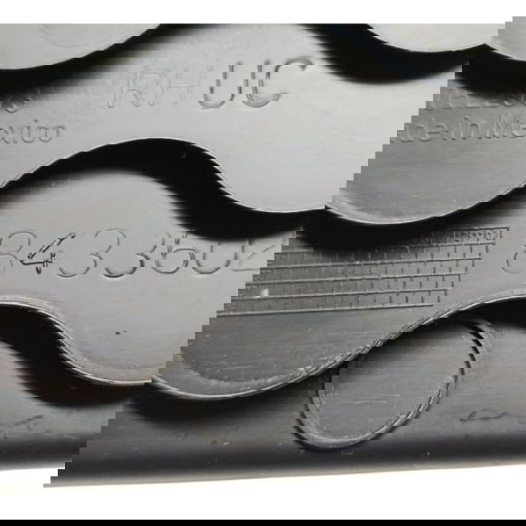 Acabamento Lateral Direito Do Painel Gm Equinox 2018 Preto