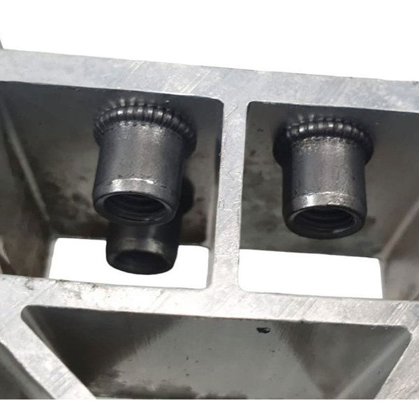 Suporte Radiador Mercedes C180 2019