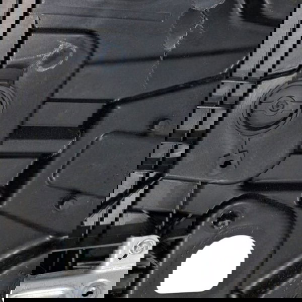 Máquina Vidro Tras. Dir. Jeep Renegade T270 2023 (c/detalhe)