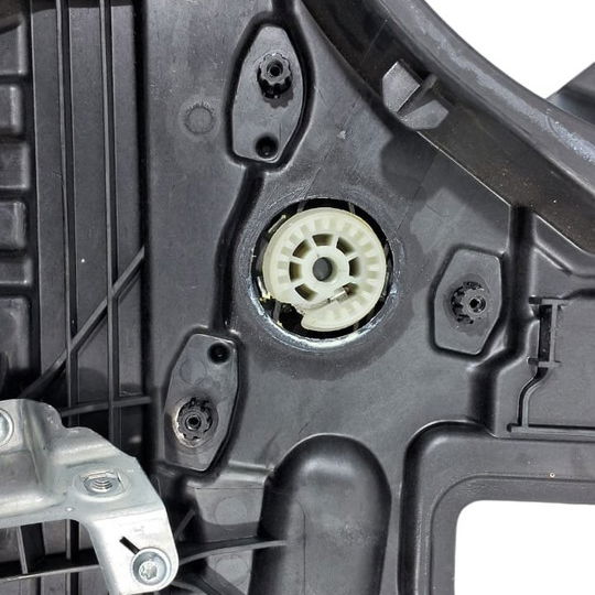 Máquina Vidro Tras. Dir. Jeep Renegade T270 2023 (c/detalhe)