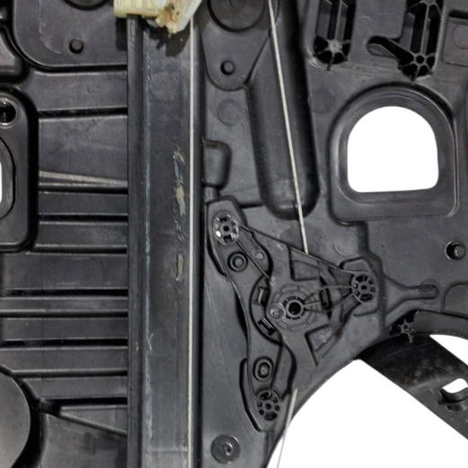 Máquina Vidro Tras. Dir. Jeep Renegade T270 2023 (c/detalhe)