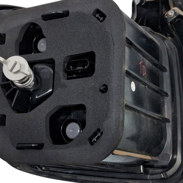 Lanterna Traseira Direita Jeep Renegade T270 2023 Direito/passageiro Vermelho