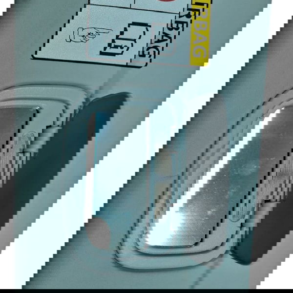 Quebra-sol Direito Passageiro Renegade T270 2023