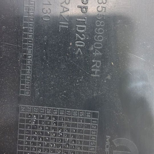 Moldura Interna Inferior B Lado Dir. Jeep Renegade T270 2023 Preto