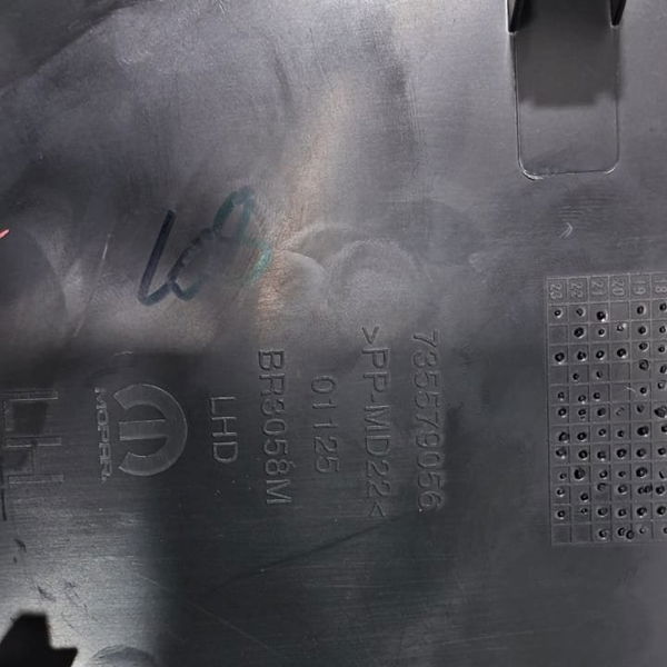 Acabamento Painel Lado Esquerdo Jeep Renegade T270 2023 - Preto - 1