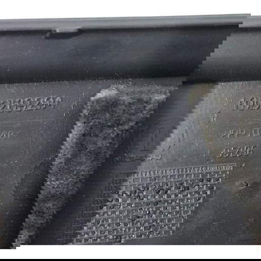 Acabamento Porta Traseira Esquerda Jeep Renegade T270 2023 - Traseira - Esquerda - Preto