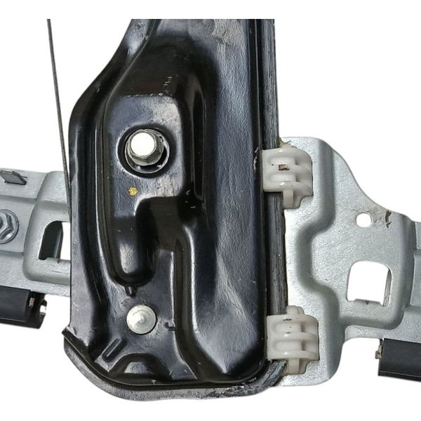 Máquina De Vidro Dianteira Esquerda Chevrolet Tracker 2014