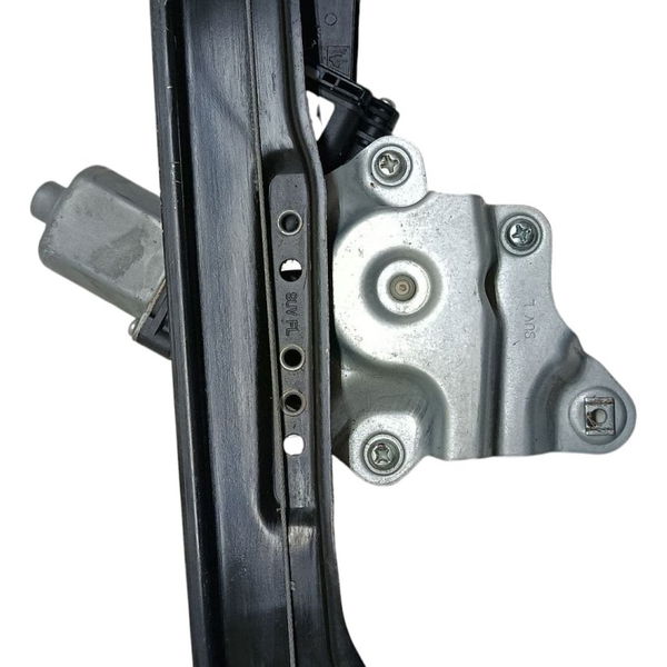 Máquina De Vidro Dianteira Esquerda Chevrolet Tracker 2014