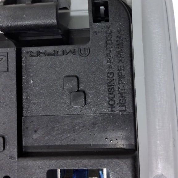 Luz Teto Cortesia Traseira Jeep Renegade T270 2023