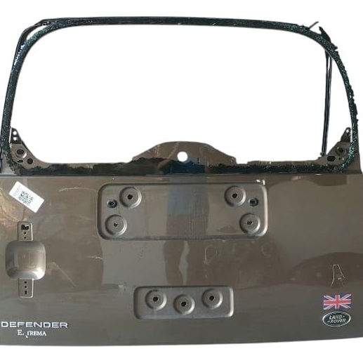 Tampa Traseira Land Rover Range R. Defender 2020 (detalhe) Dourado-escuro