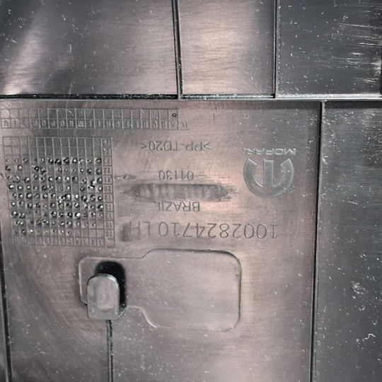 Forro Esquerdo Porta Malas Jeep Renegade T270 2023