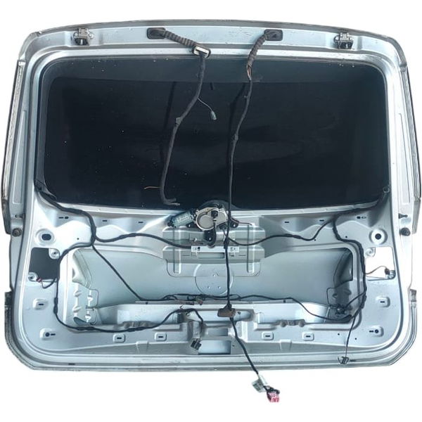 Tampa Traseira Porta Malas Vw Touareg 2011(detalhe) Prateado