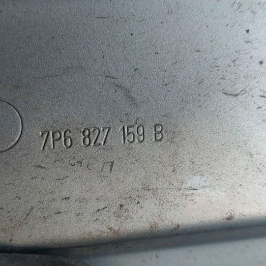 Tampa Traseira Porta Malas Vw Touareg 2011(detalhe) Prateado